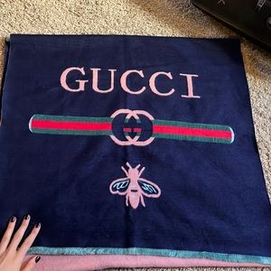 Gucci scarf